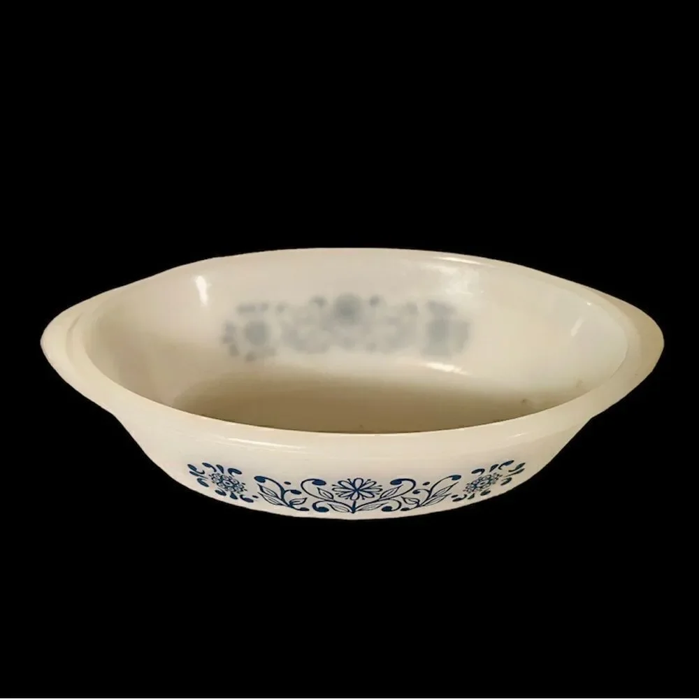 Glasbake 1 Qt Oval Casserole w/ Blue Daisy Floral Design.Used As Prop On TV Show